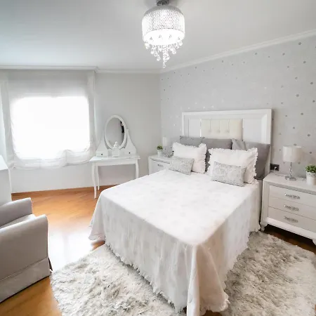 Galihost - Precioso Con Parking En Vilagarcia Apartament *